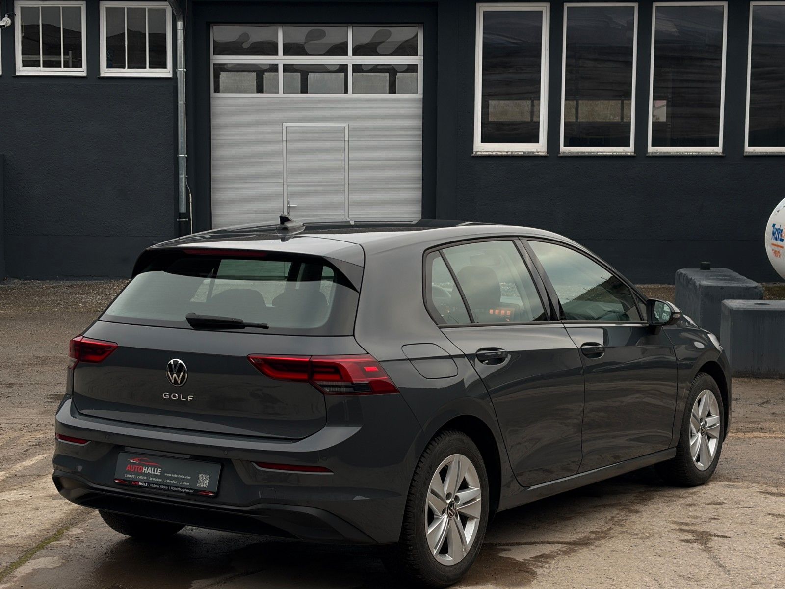 Fahrzeugabbildung Volkswagen Golf 1.5 TSI Life ACC LKAS PDC SHZ 3Z-Klima LED