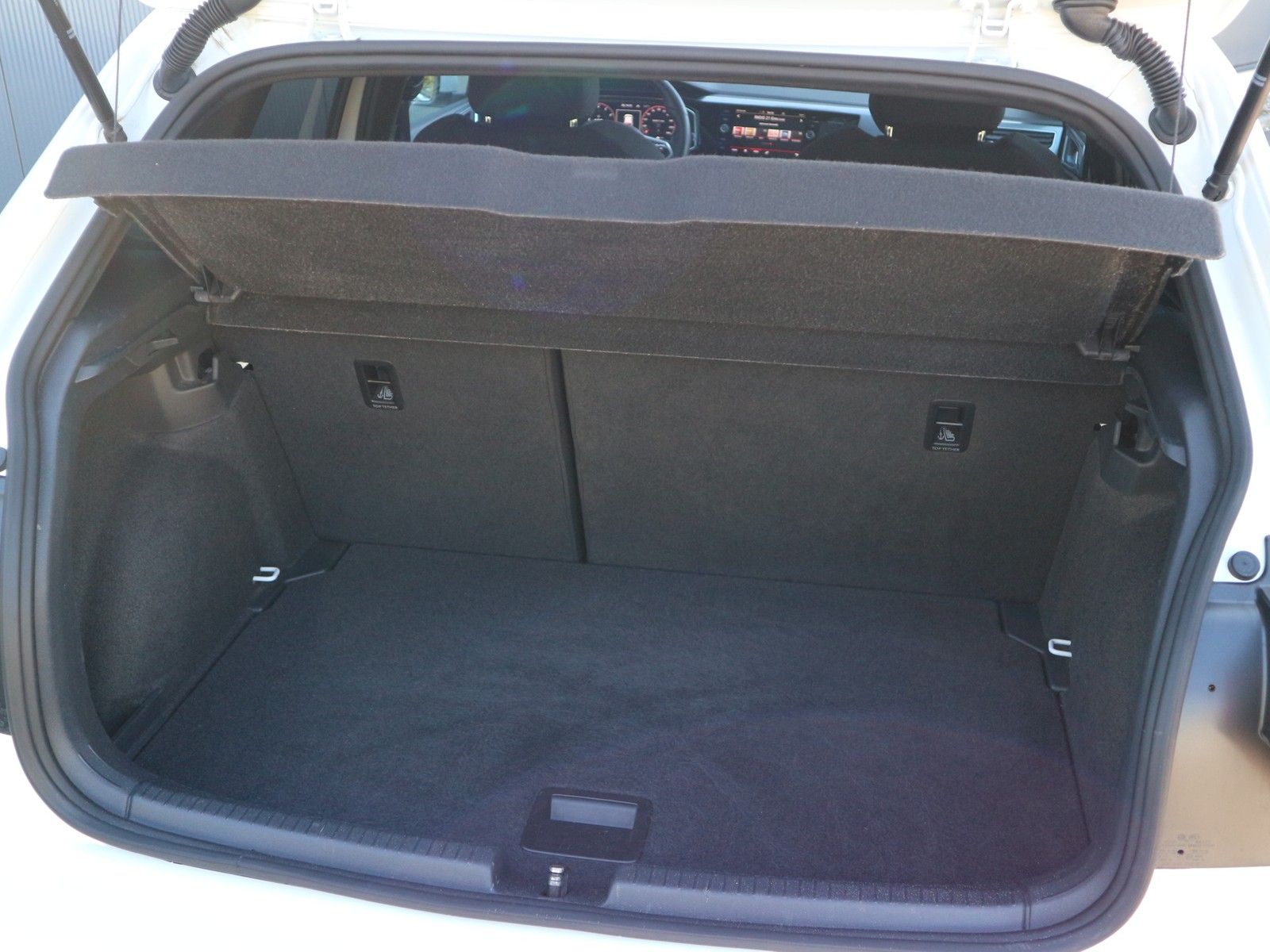 Volkswagen Polo - Bild 6