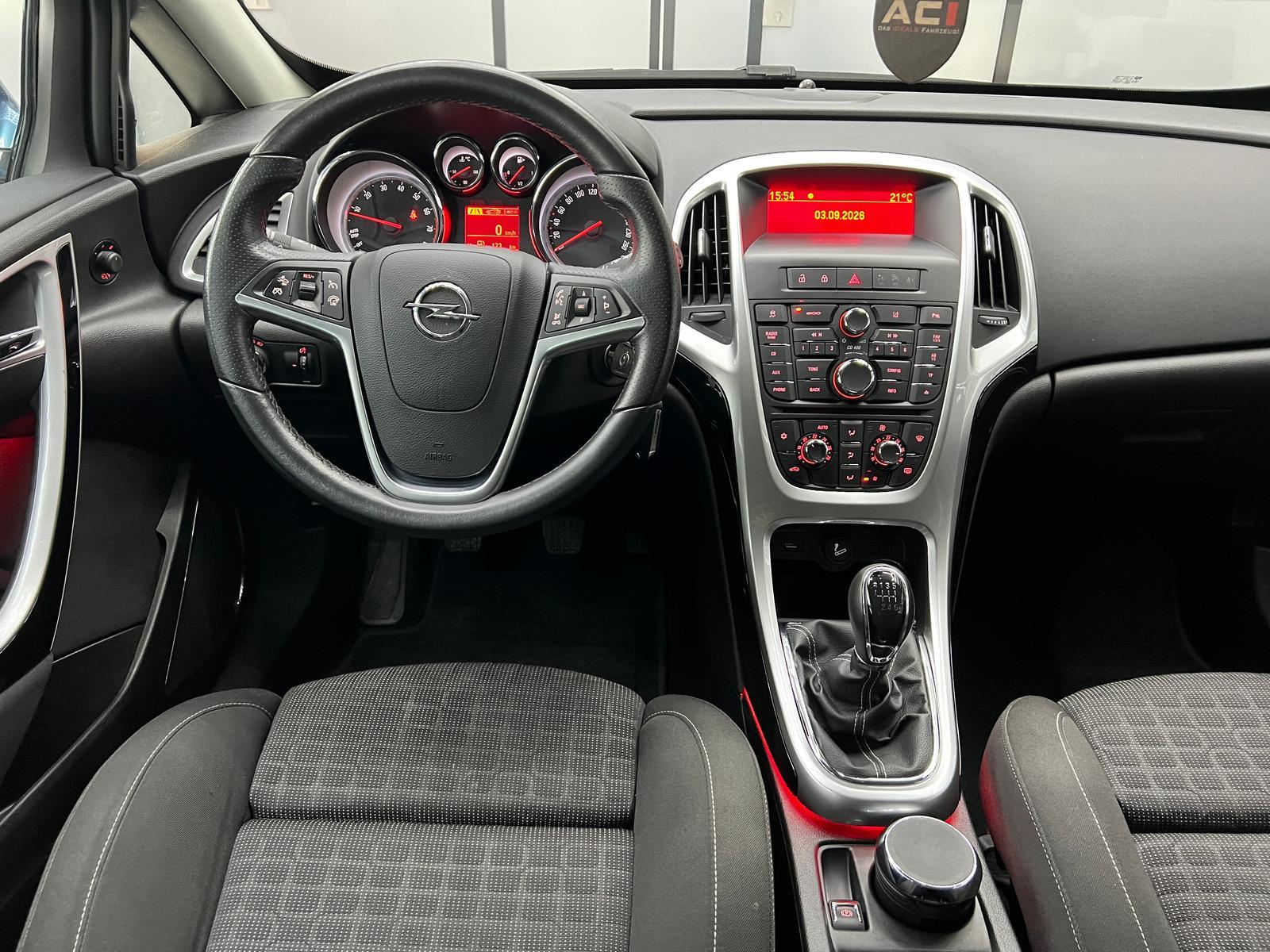 Opel Astra 1.6 GTC SIDI Turbo Innovation Metallic