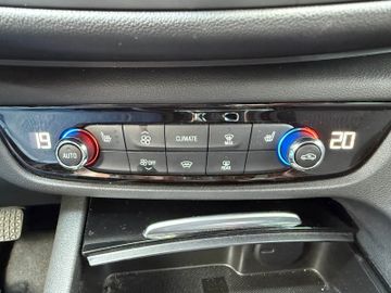 Opel Insignia B ST Business+LED+LkHz+Navi+HeadUp