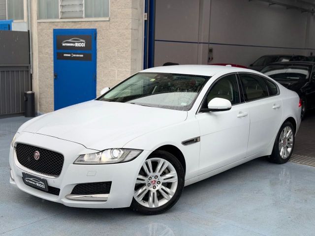 Jaguar XF 3.0 D V6 300 CV aut. Prestige