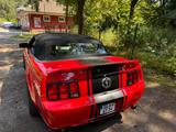 Ford Mustang GT - V8 - TOP ZUSTAND - Ford Mustang: Rot