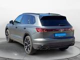 Volkswagen Touareg 3.0TDI R-Line Black Pano AHK Standheiz. - Volkswagen Touareg: Black