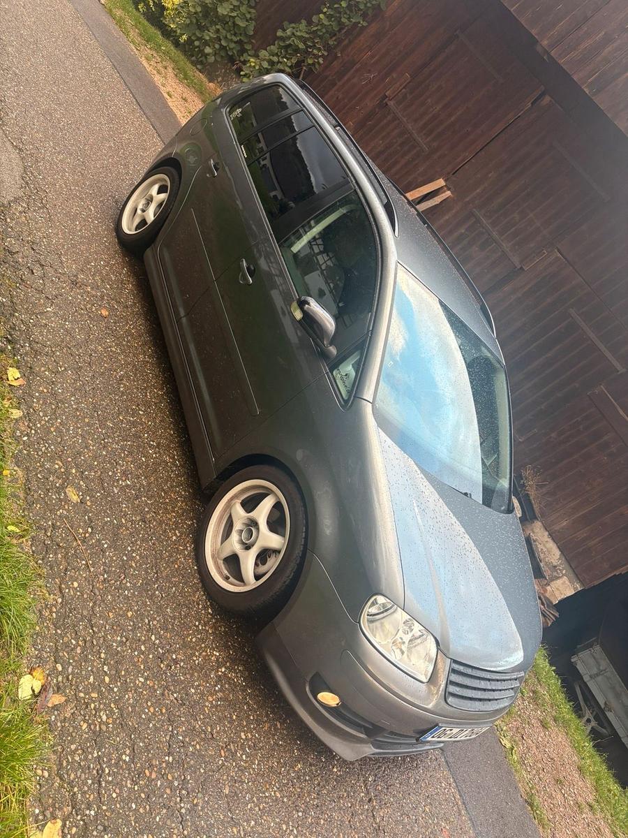 Volkswagen Touran