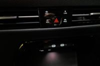 Volkswagen Golf VIII 2.0TSI DSG 4Motion R-Line Pano AHK DCC
