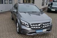 Mercedes-Benz GLA 180 Progressive*18 Zoll*LED*schw.AHK