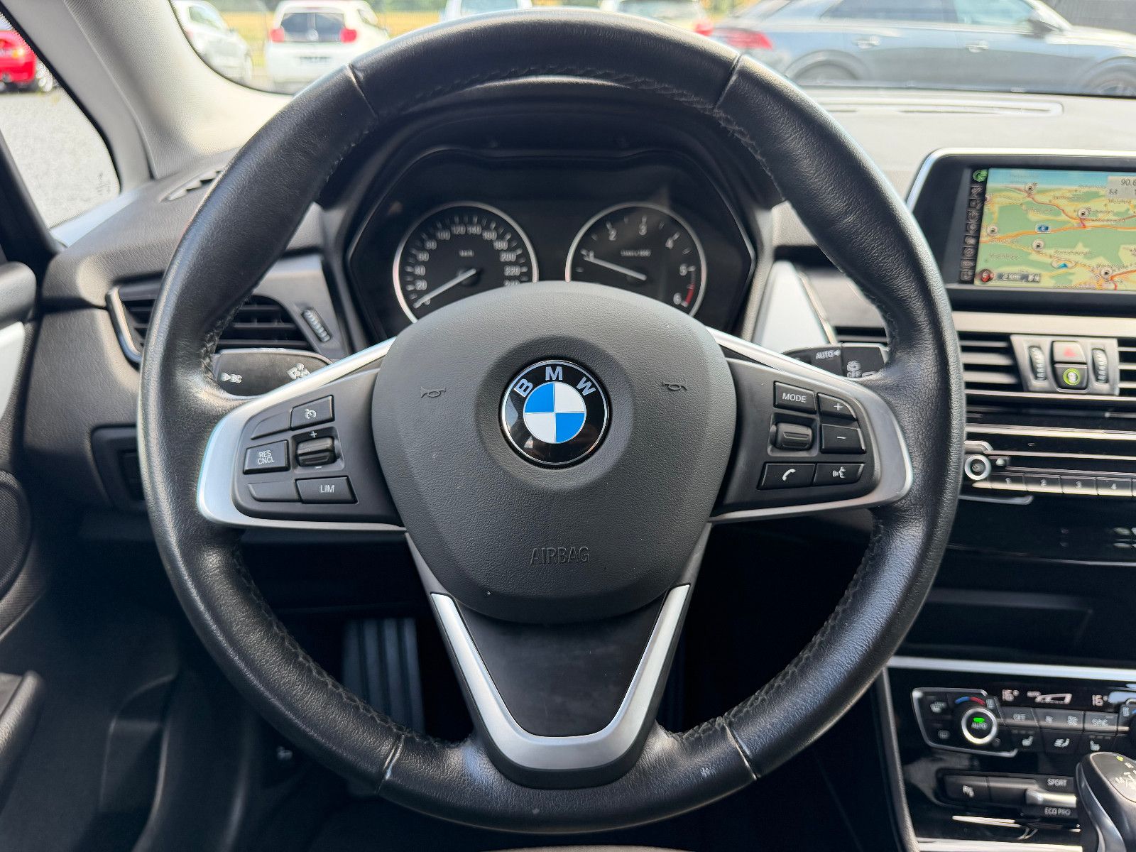 BMW 218 218d Active Tourer  LED/NAVI/TEMPO – Foto 16