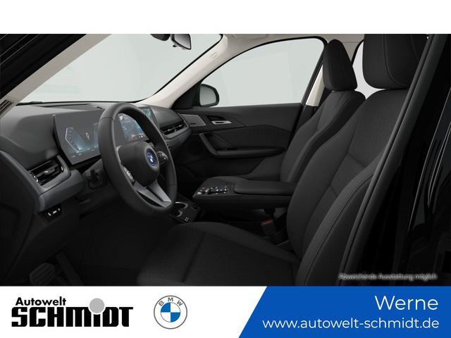 BMW iX1 - Bild 3