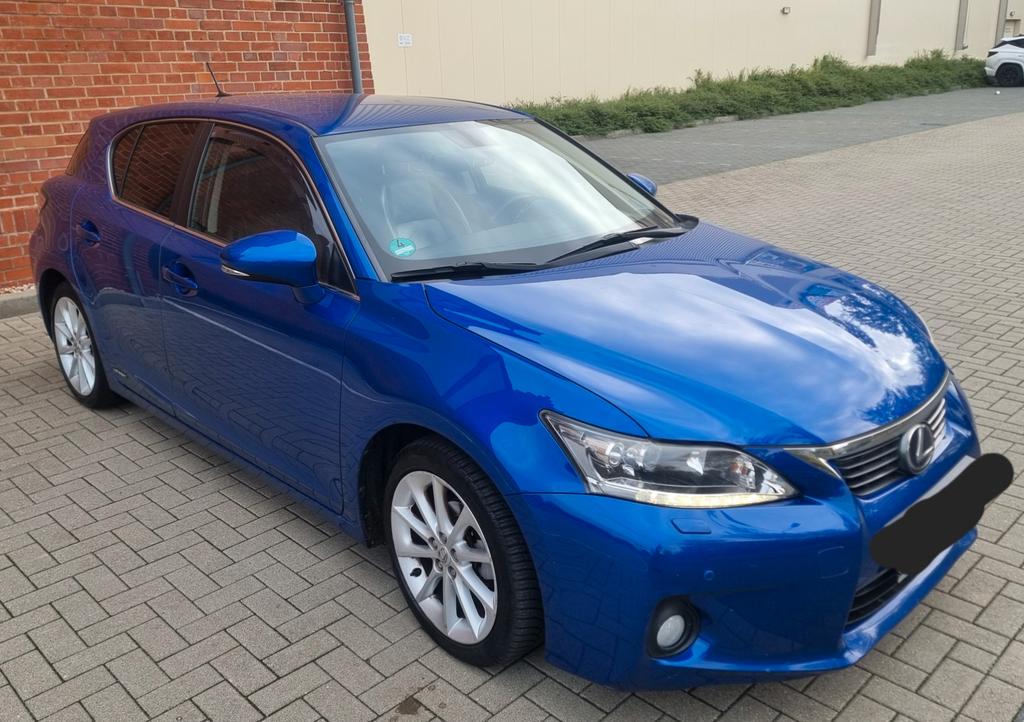 Lexus CT 200h