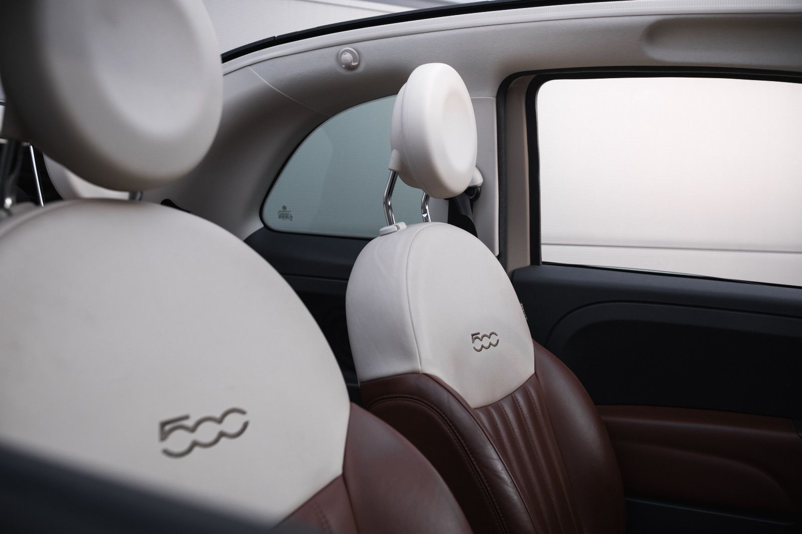 Fahrzeugabbildung Fiat 500C Cabrio Sport-Klima-PDC-Sitzheiz.-Blue&Me