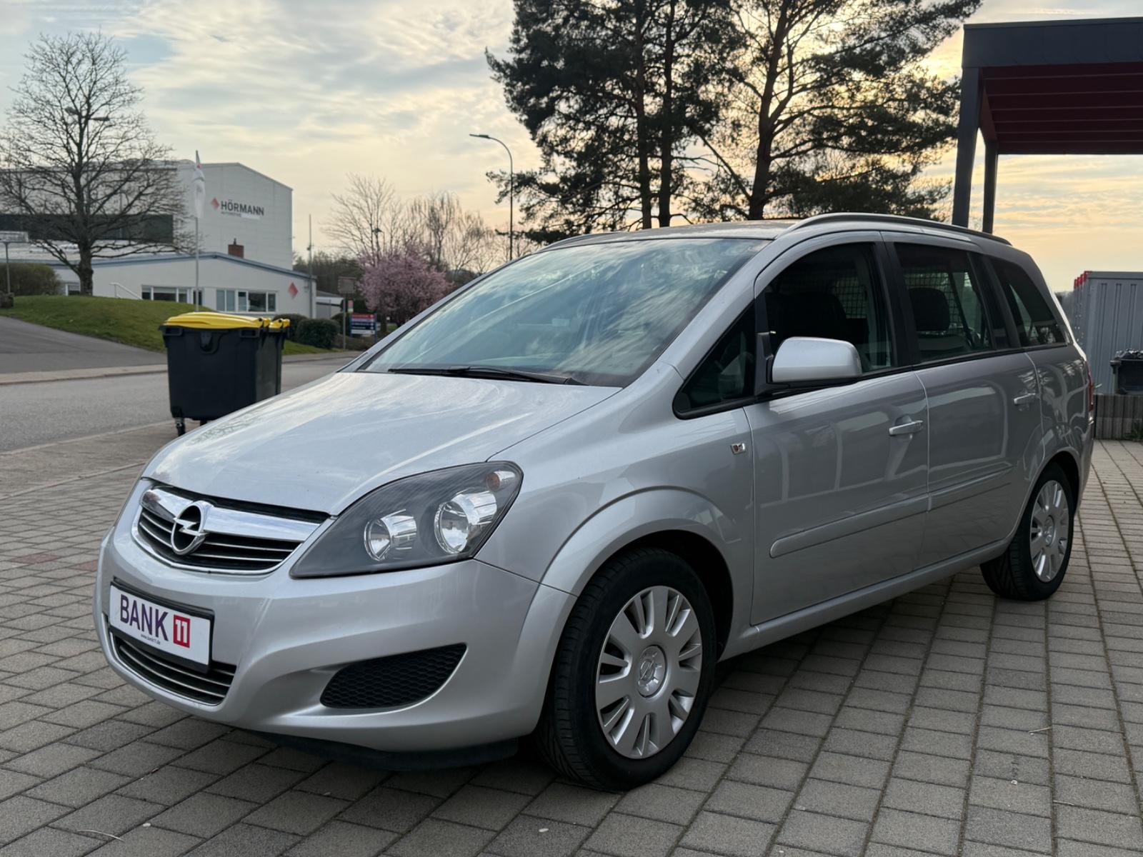 Opel Zafira B Family - TÜV 11/2026 - 7.Sitzer