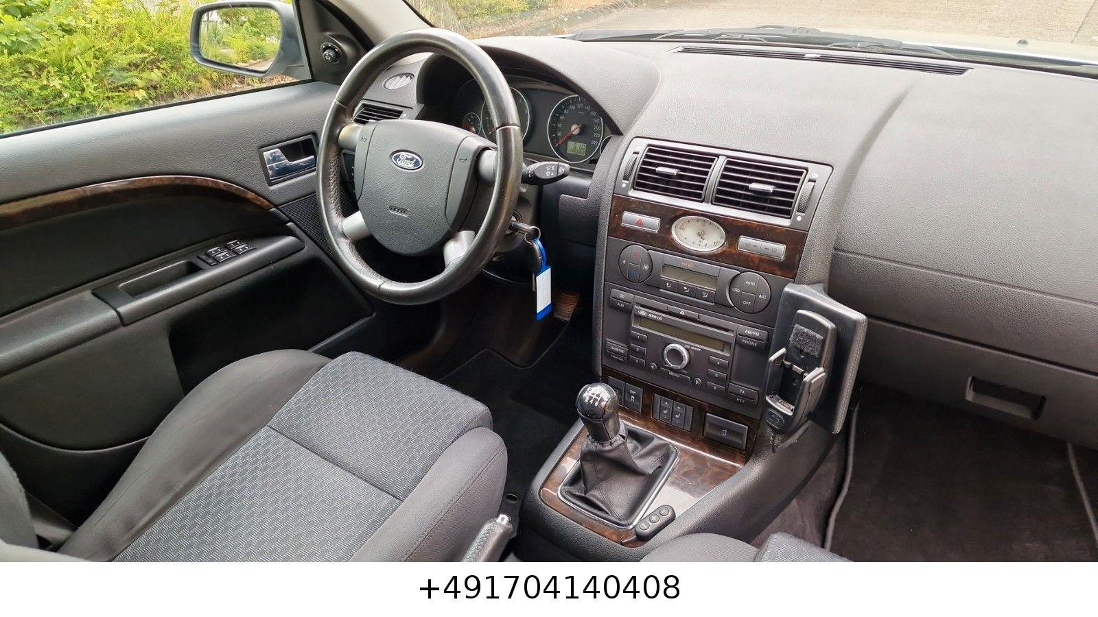 Ford Mondeo 2004 — photo 15