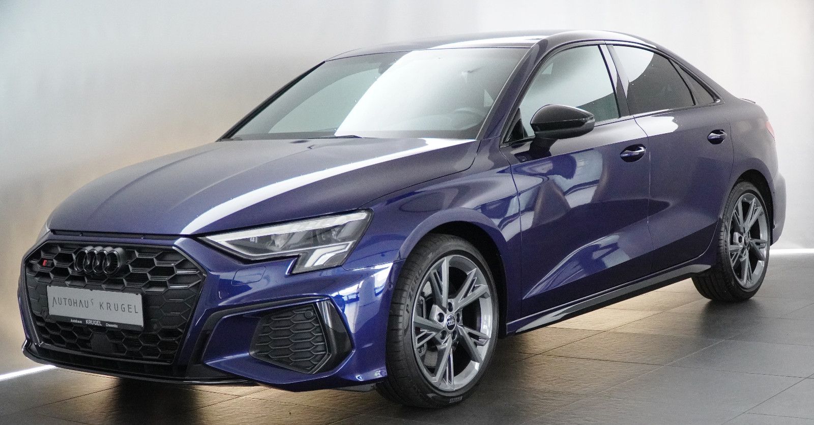 Audi S3 S Line quattro Limousine! Navarrablau!