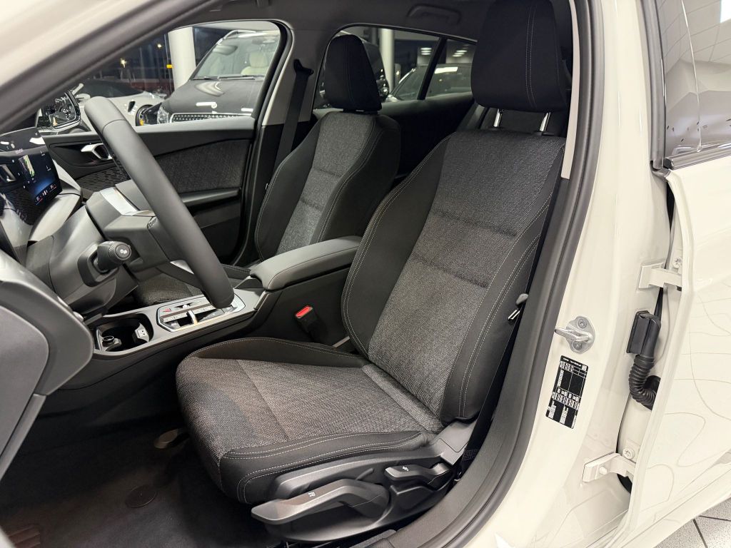 BMW 116 i LED*NAV*KAM*SHZ*TEMP*SPURW*KLIMA*DRIVING*