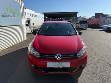 Volkswagen Golf 1.2 TSI Style+LED+SHZ+Klima.+Temp+BC+WR+Gar