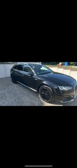 Audi A4 Allroad 45 TFSI S tronic quattro Avant  - Audi A4 Allroad aus 2019