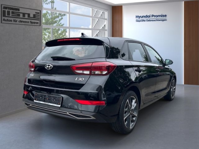 Fahrzeugabbildung Hyundai i30 Edition 30+ 1.6 CRDi Navi LED Apple CarPlay