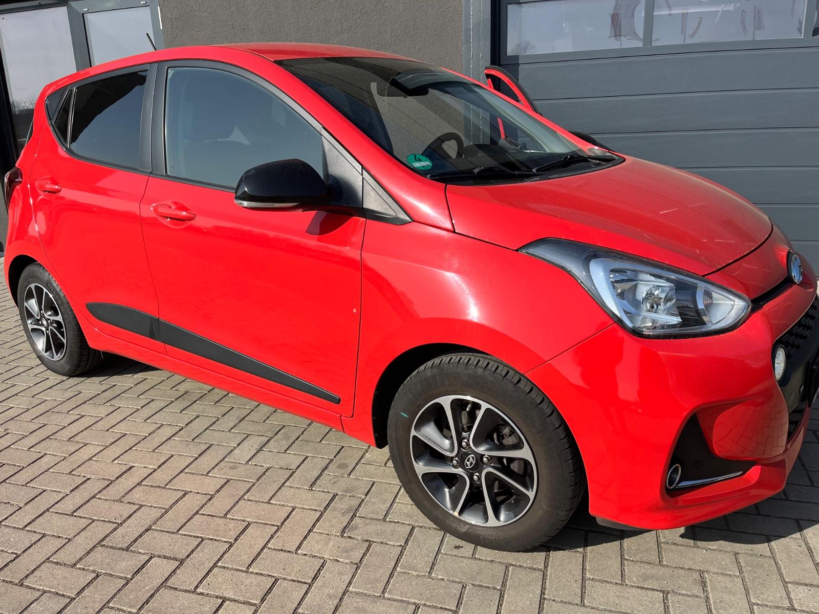 Hyundai i10 YES! 1Hand Lenkradh. Navi , Sitzh, Automatik