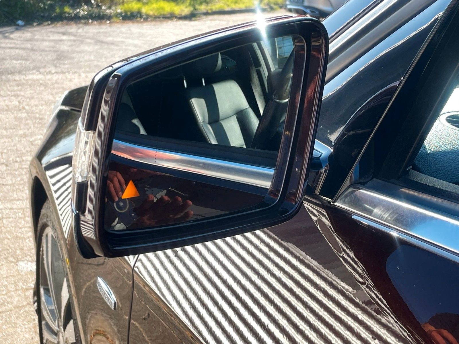 Fahrzeugabbildung Mercedes-Benz E 300 T CDI 7G AUT**AMG**LEDER NAVI GLASSD XENON