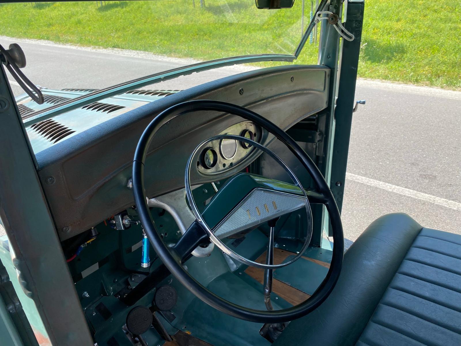 Ford Pickup 1932 V8 "Ford Outlaw Speed Shop" Hot Rod
