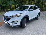 Hyundai TUCSON blue Advantage 2WD "HU/AU+S... - Hyundai TUCSON in Braunschweig