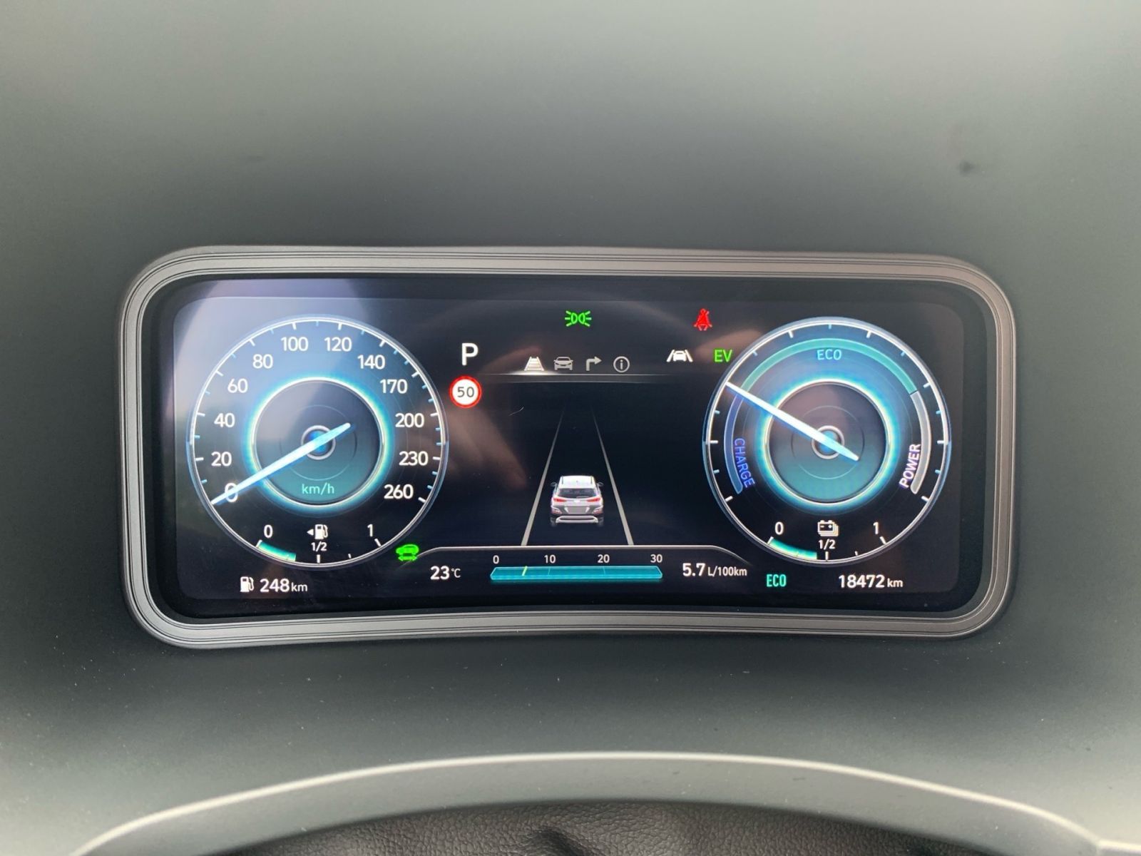 Fahrzeugabbildung Hyundai KONA 1.6 GDI Trend Hybrid Navi Assi