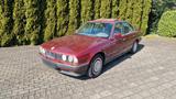 BMW e34 518i - BMW 518 mit Benzin-Antrieb: Limousine