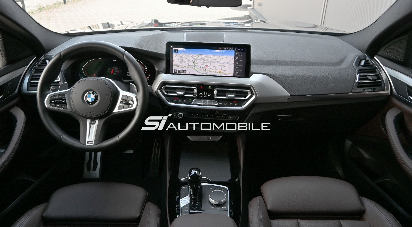 Fahrzeugabbildung BMW X4 xDr.30d M SPORT °ACC°AHK°STANDHEIZUNG°21 ZOLL