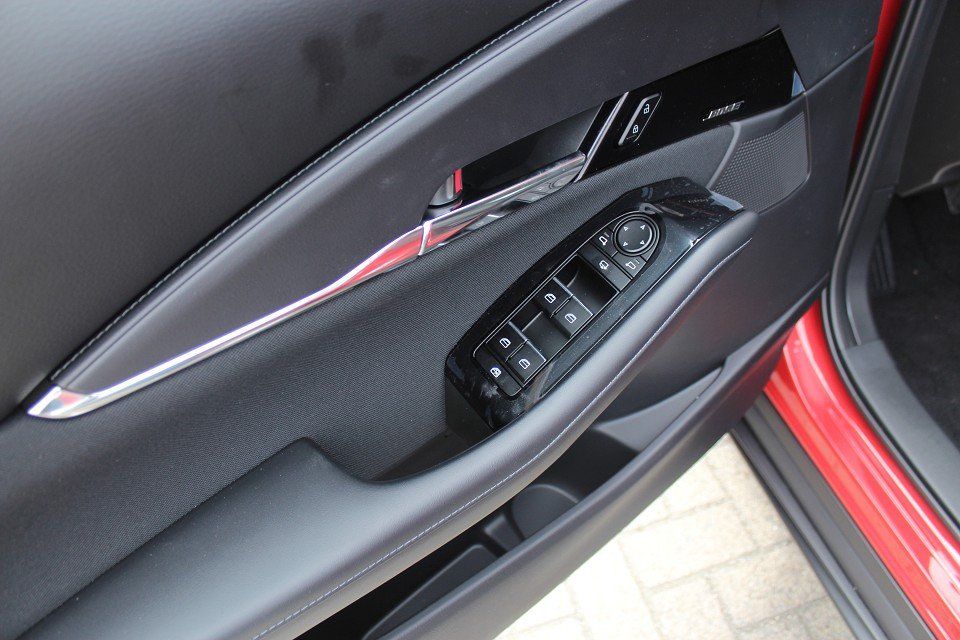 Fahrzeugabbildung Mazda CX-30 2025 M-Hybrid Exclusive-Line G-140 AT NAVI