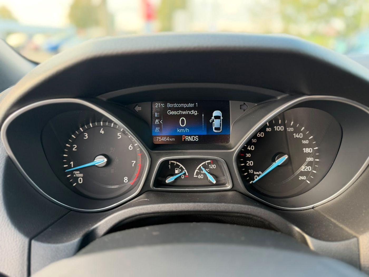 Ford Focus ST-Line Navi PDC SHZ Winterp. Facelift Kam
