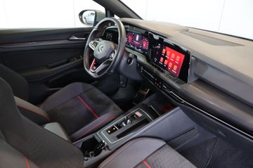 Volkswagen Golf VIII 2.0 TSI GTI Clubsport AID+LED+CARPLAY