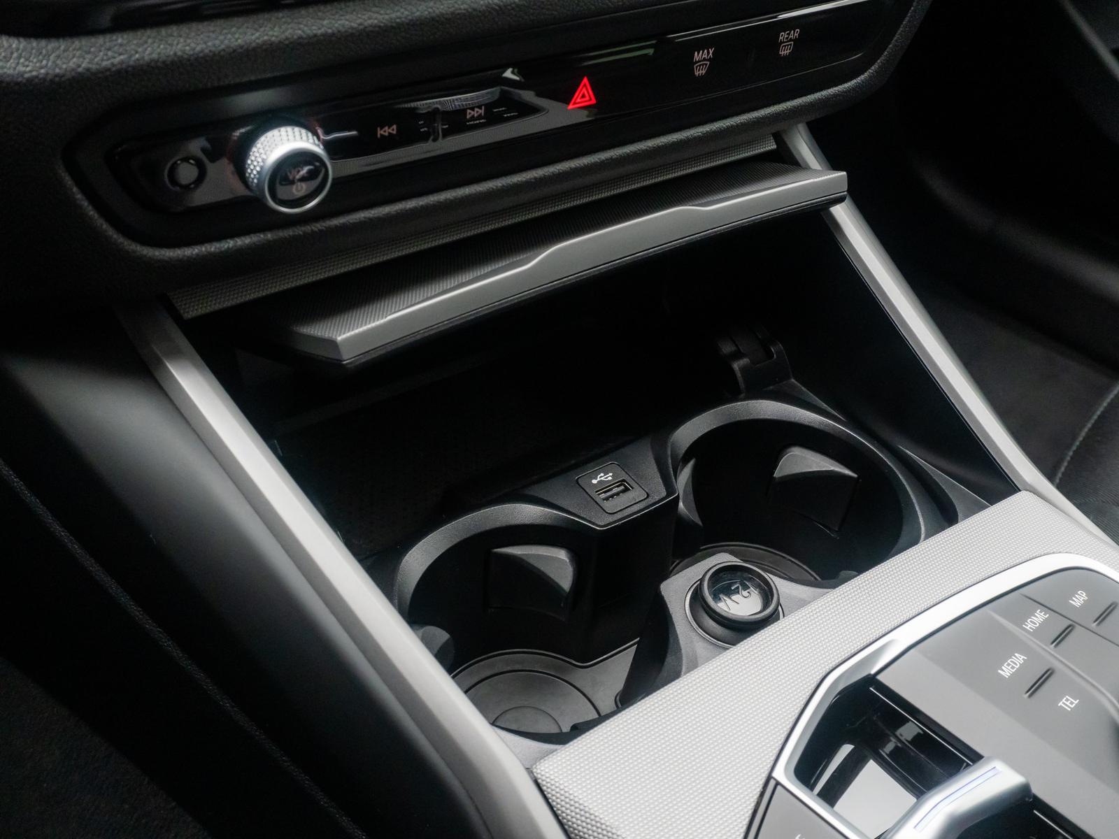 BMW 318 i DAB GeschwindigR PDC CockpitPlus Widscreen, миниатюра 28