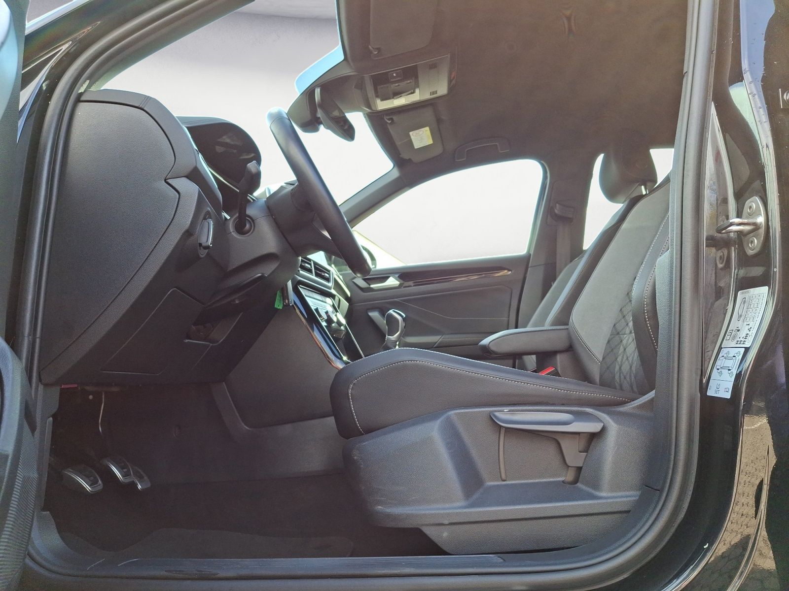 Volkswagen T-Roc - Bild 15