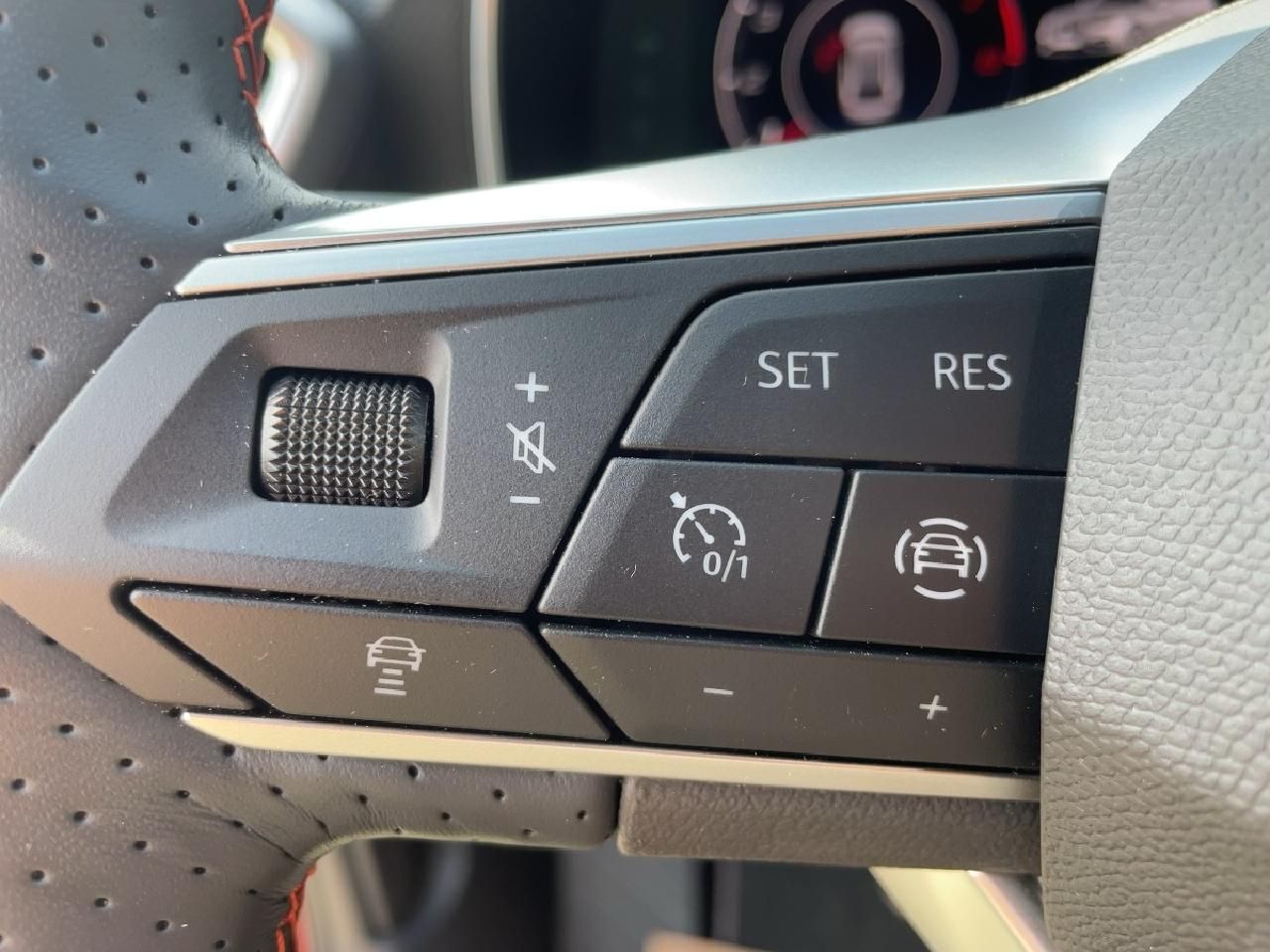 Fahrzeugabbildung SEAT Leon Sportstourer FR Plus