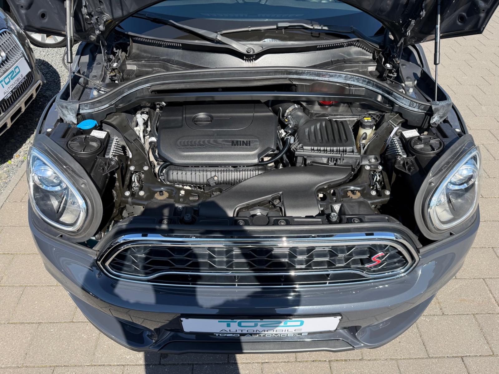 MINI Countryman S*LED*NAV*PANO*LEDER*AHK*2.HAND*TOP*