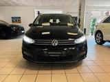 Volkswagen Touran Highline LED/ACC/Massage/Sport - Volkswagen Touran: Kombi