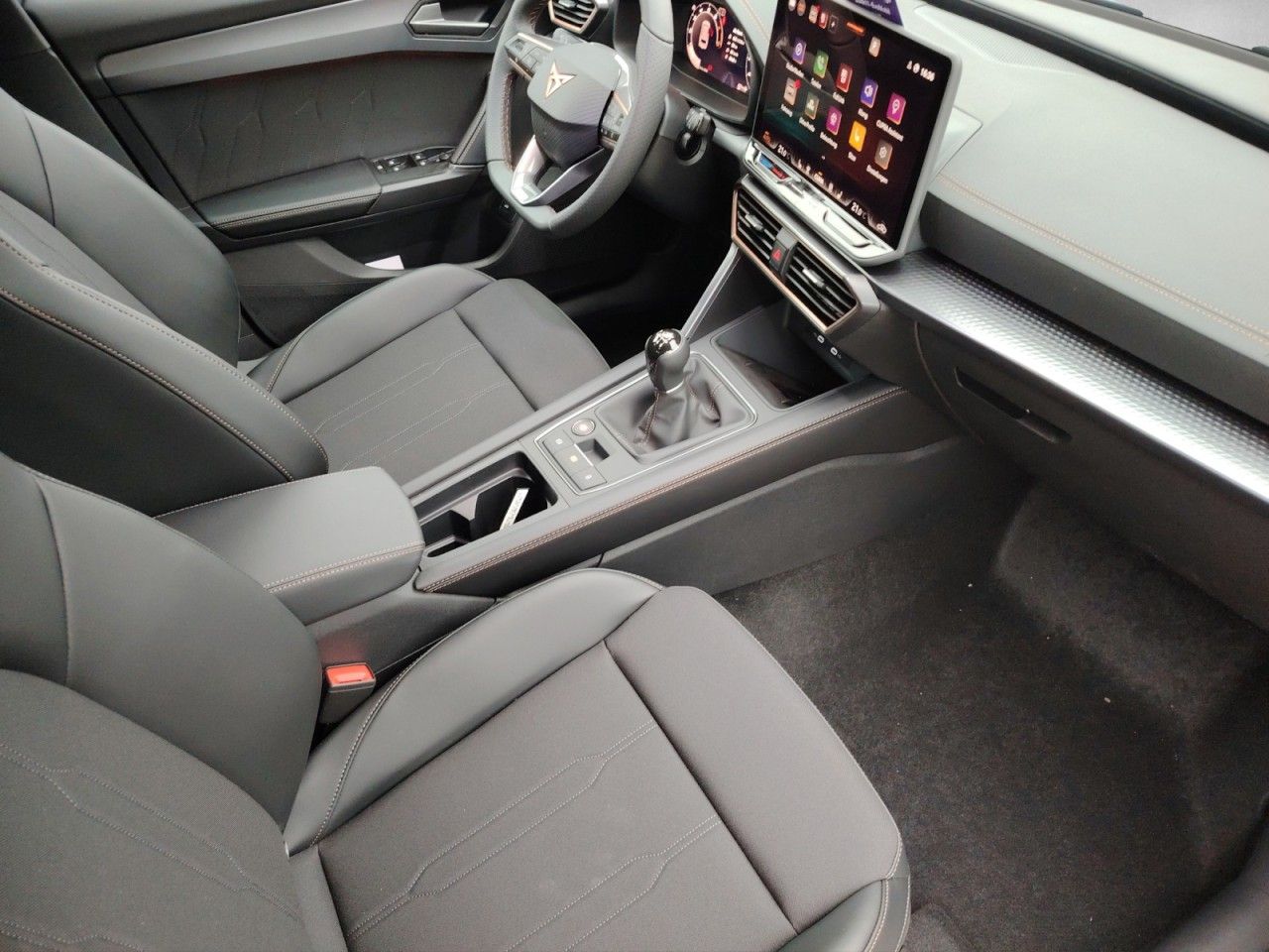 Fahrzeugabbildung CUPRA Leon Sportstourer 1.5 TSI 110 kW