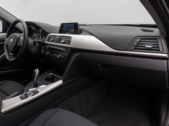 Foto Nummer 23: BMW 320d