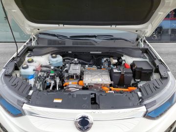 Ssangyong Korando e-Motion Titanium Plus Navi°ACC°RFK°SHZ°