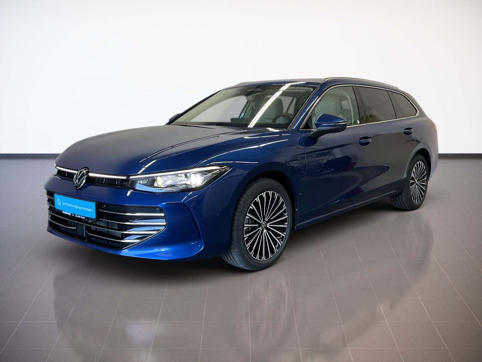 Volkswagen Passat Variant ELEGANCE 1.5eTSI 150PS DSG HYBRID foto 2