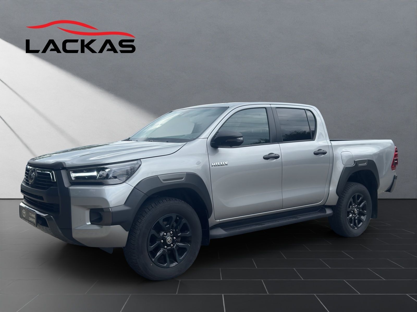 Toyota Hilux - 1