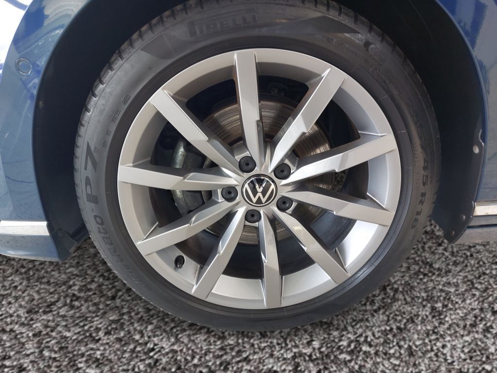 Fahrzeugabbildung Volkswagen Passat Variant 1.4 TSI Plug-In-Hybrid DSG GTE DC