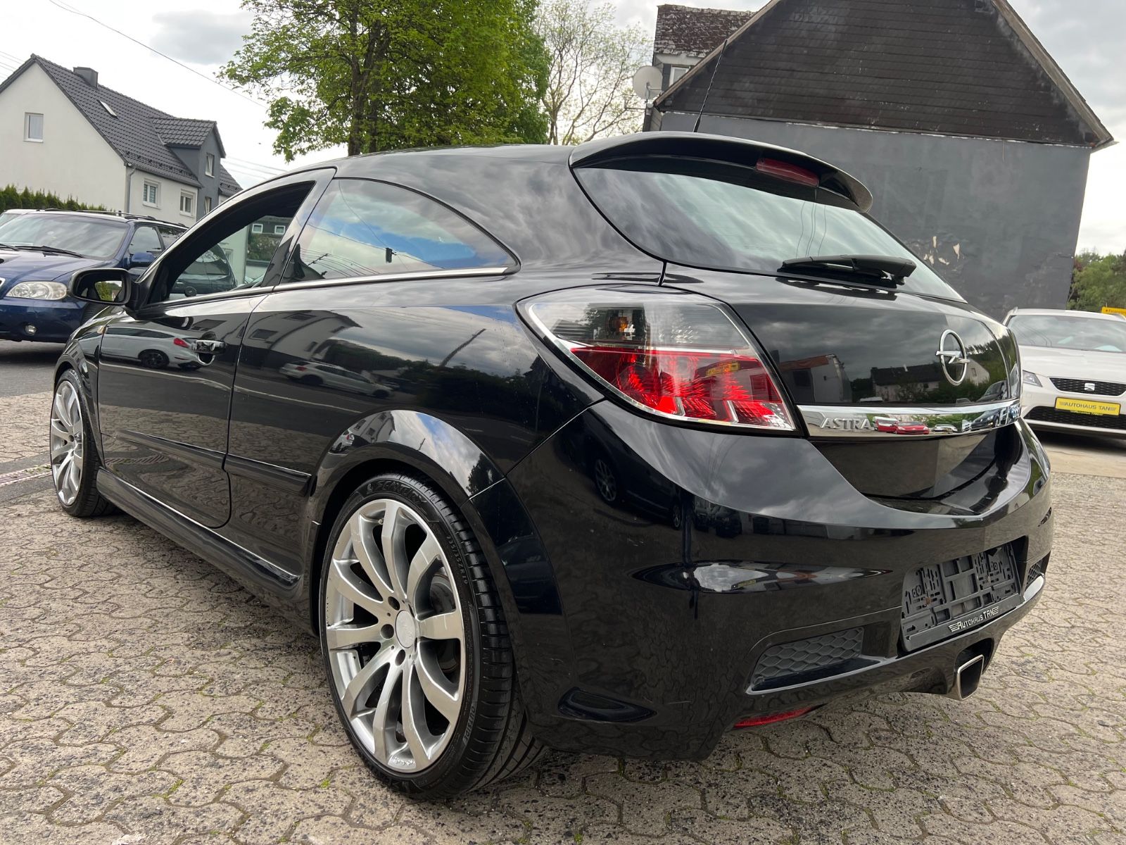 Fahrzeugabbildung Opel Astra H GTC OPC *2.HAND*TÜV NEU*
