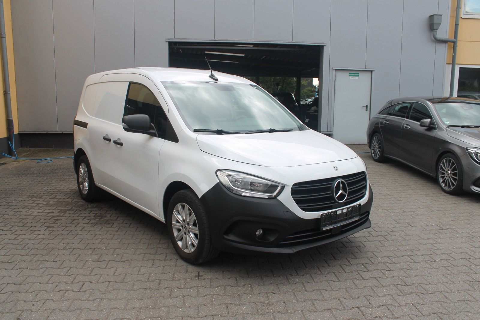 MERCEDES-BENZ Citan Kasten 112 CDI Worker Plus*DAB*Navi*AHK*