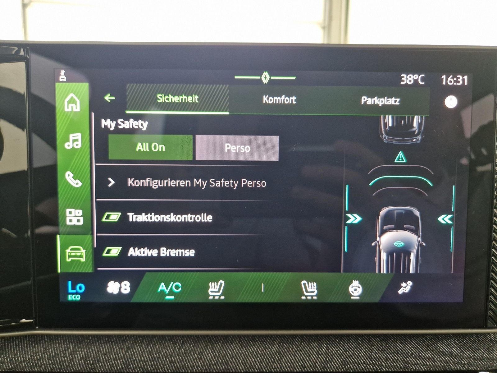 RENAULT R 4 E-Tech Techno 150 Comfort Range – Bild 25
