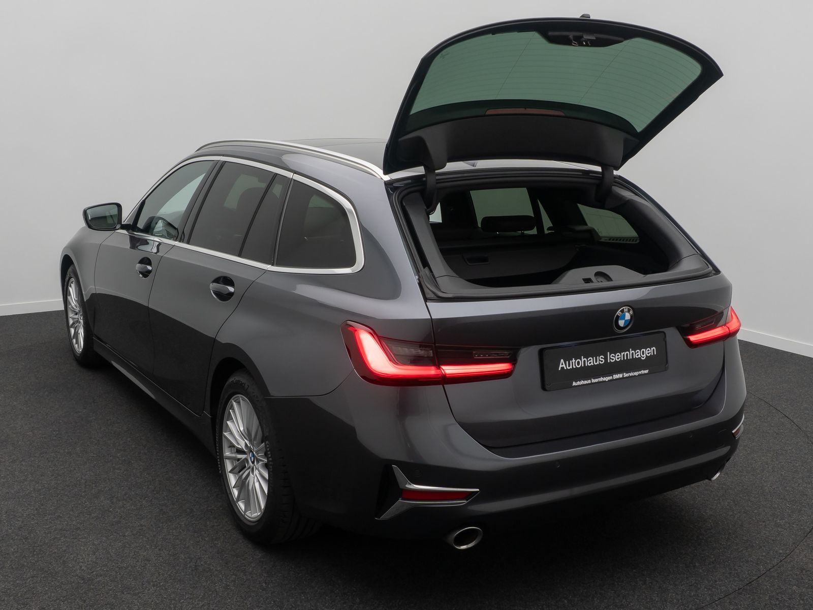 Fahrzeugabbildung BMW 320d xD Luxury Line HUD Panorama H/K Laser Voll