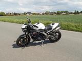 Triumph Speed Triple RS, TÜV Reifen, Bremsen NEU - Triumph Motorräder in Hannover