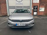 Volkswagen Passat 2.0 TDI SCR DSG Elegance Elegance - VW Passat Gebrauchtwagen in Bochum