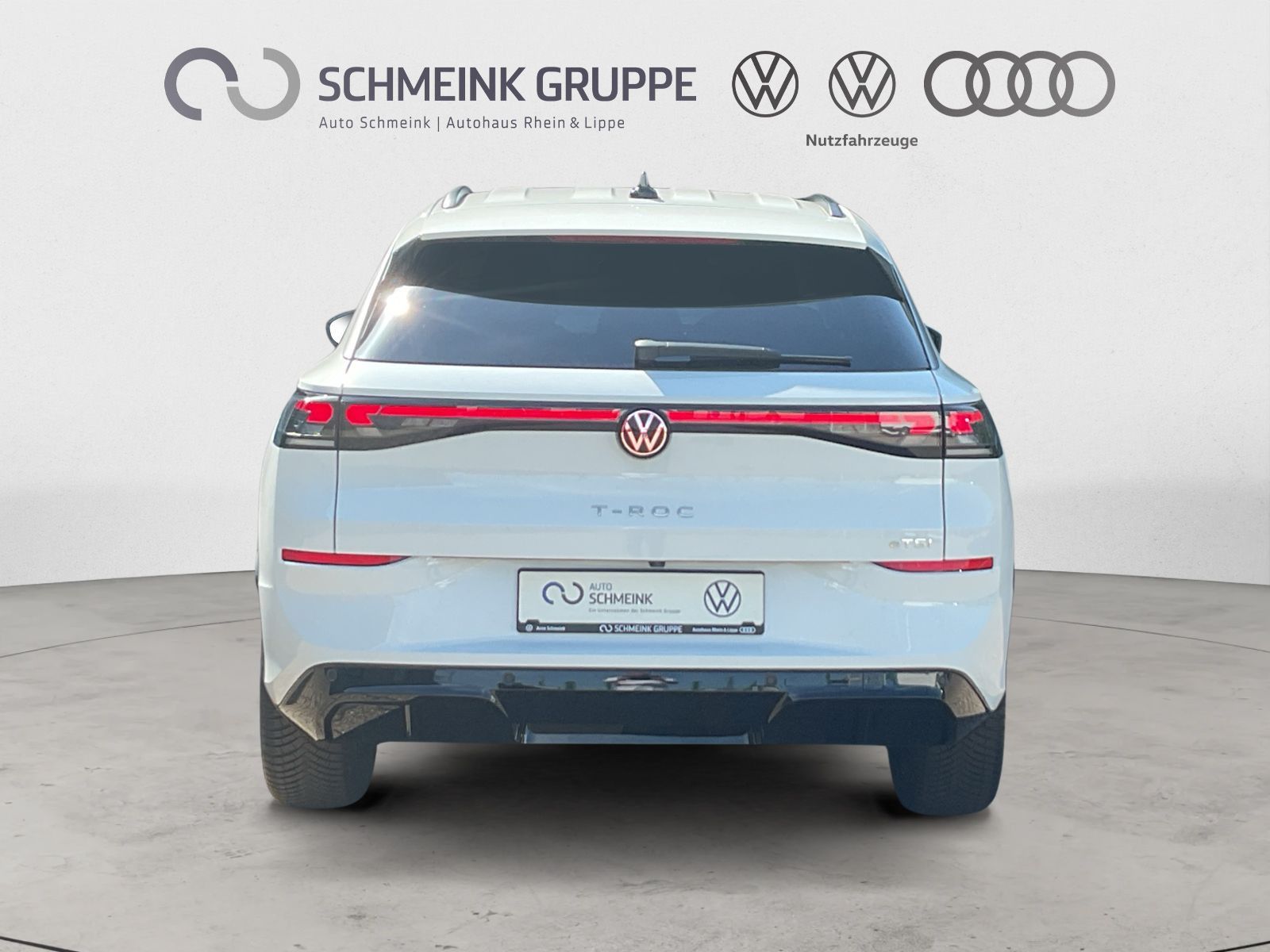 Volkswagen T-Roc R-Line 1.5 l eTSI DSG AHK Kamera Navi foto 4
