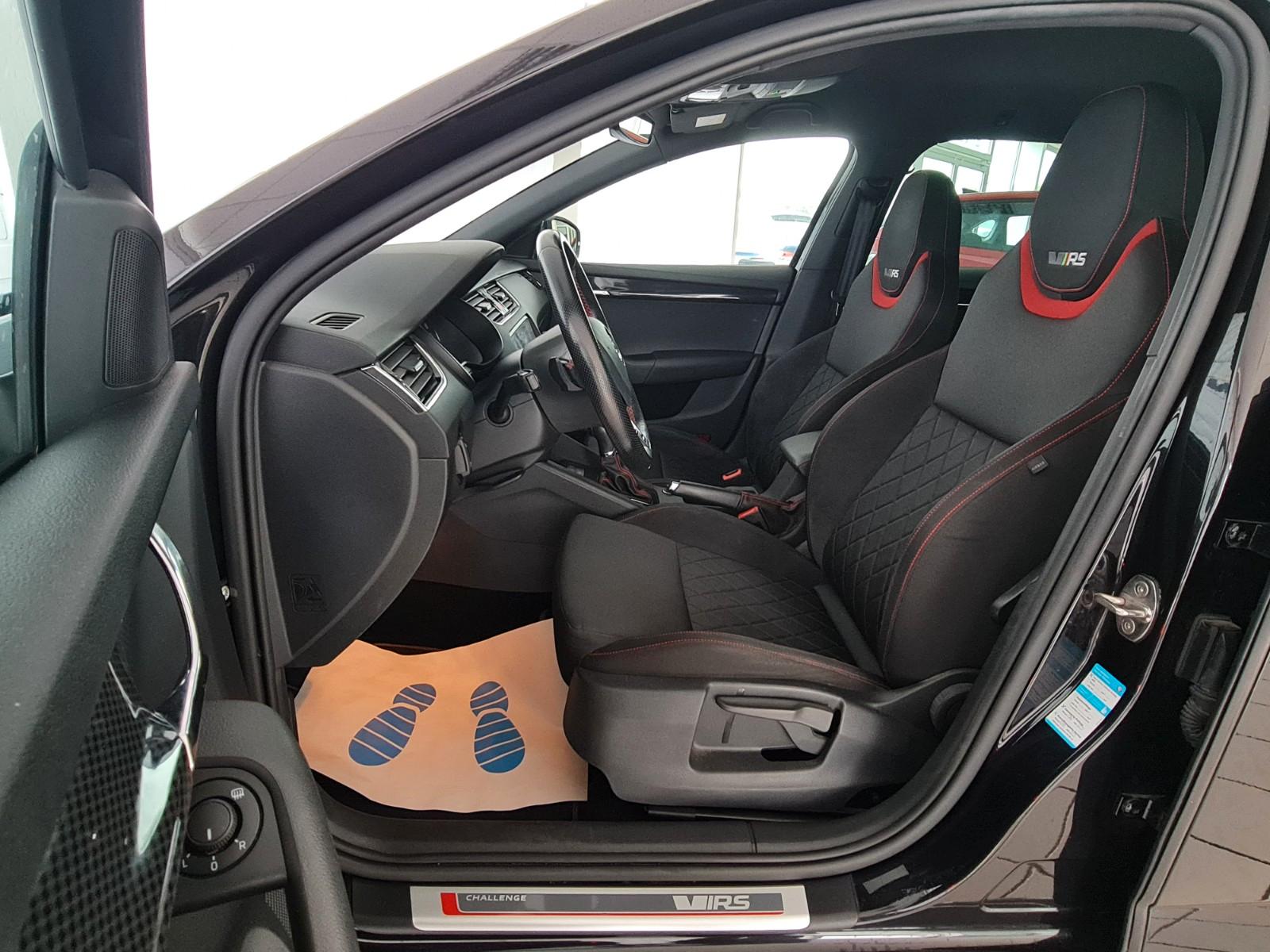 Skoda Octavia Combi RS, unfallfrei, Navi, Kamera, LED